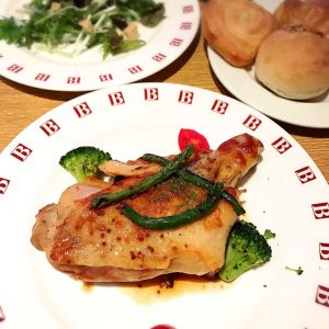 【新宿・他】パン食べ放題はプチパンがオススメ♪『BAQERT』ランチ
