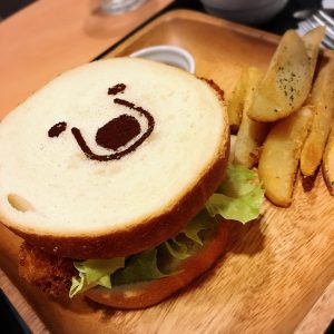 縲宣ォ倡伐鬥ャ蝣エ縲代げ繝繧コ繧りイキ縺医k縲弱@繧阪¥縺セ繧ォ繝輔ぉ縲上∈縺ョ陦後″譁ケ繝サ繝。繝九Η繝シ